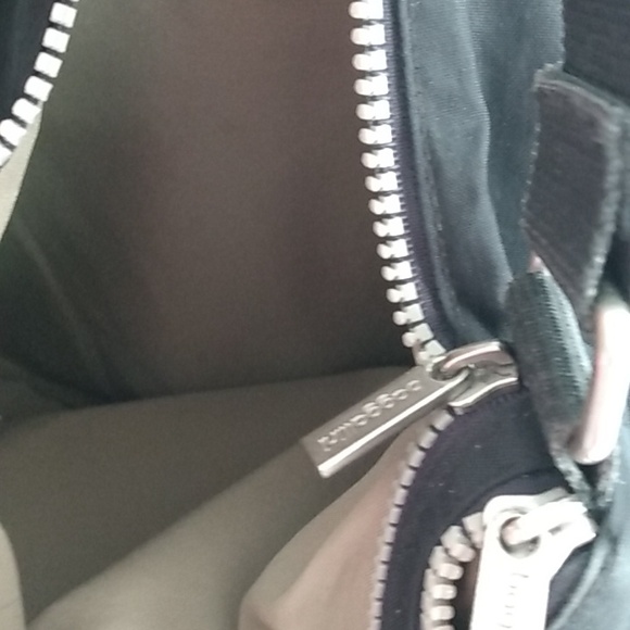 Baggallini Double Zip Top Crossbody Bag Organizer Travel Purse - Picture 12 of 13